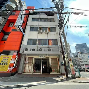  Hostel Q