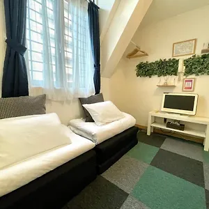  Apartment Dotonbori House